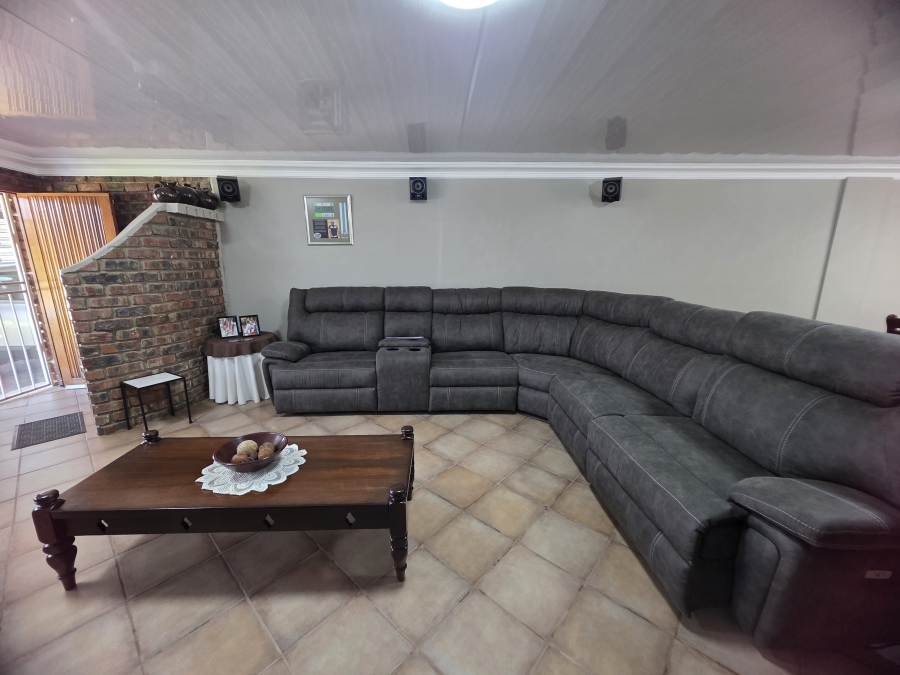 4 Bedroom Property for Sale in Bedelia Free State